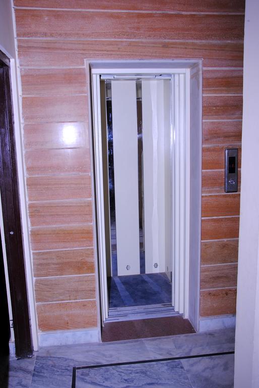Meru Palace Guest House And Restaurant Tonk Екстериор снимка